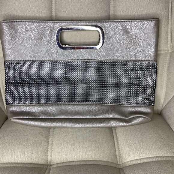 Rhinestone clutch with handle - Picture 1 of 3
